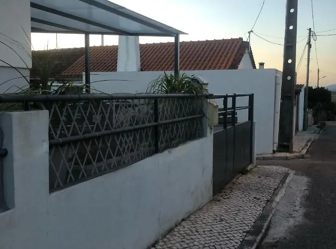 Cantinho Da Susana 招待所 4*